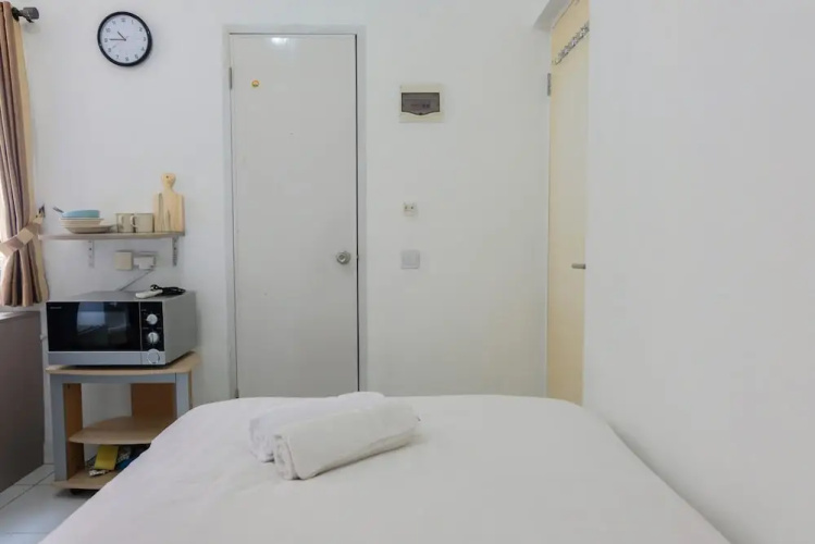 Cozy Studio (No Kitchen) at Aeropolis Apartment