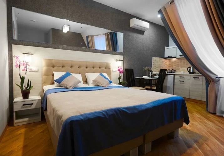 Standard Double room with courtyard view