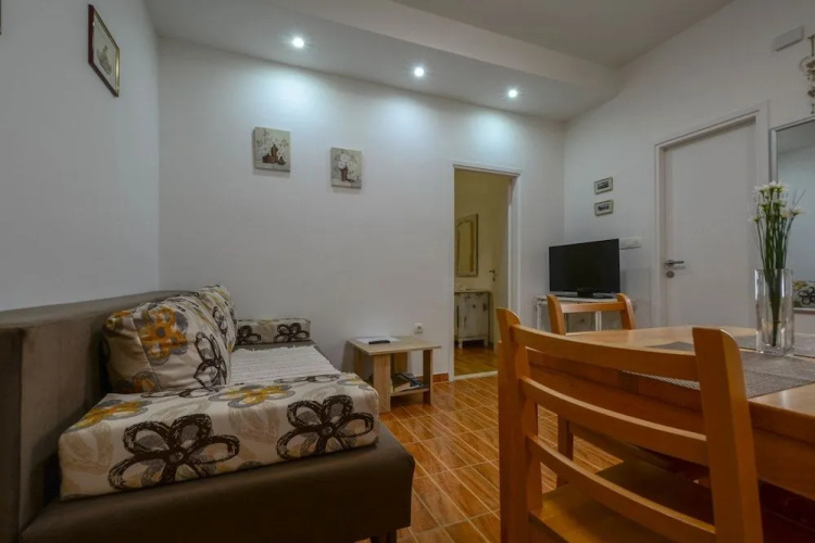 Apartments Vicenco  top location  Split
