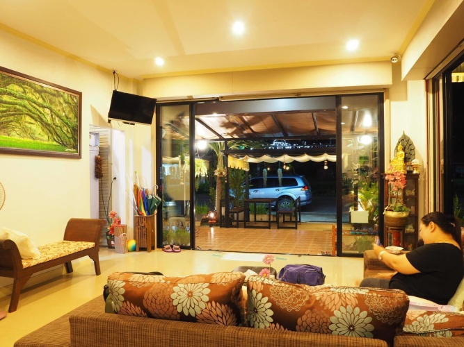 Lanta at Home