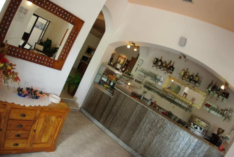 Hotel Holiday