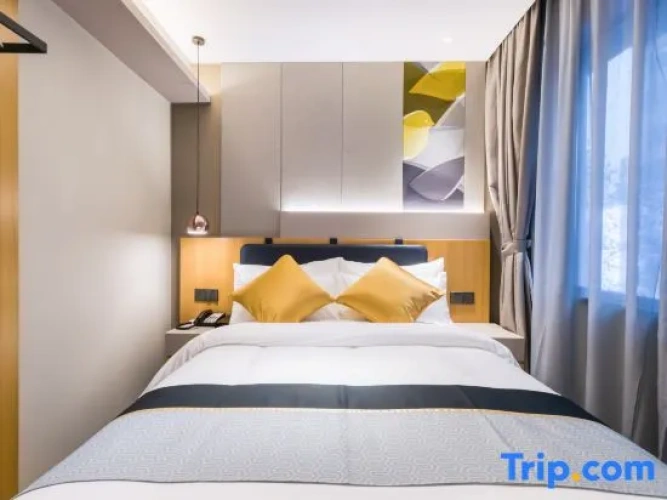 Standard Twin Family room
