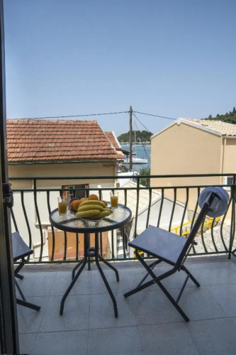 Magda' s Studios & Apts