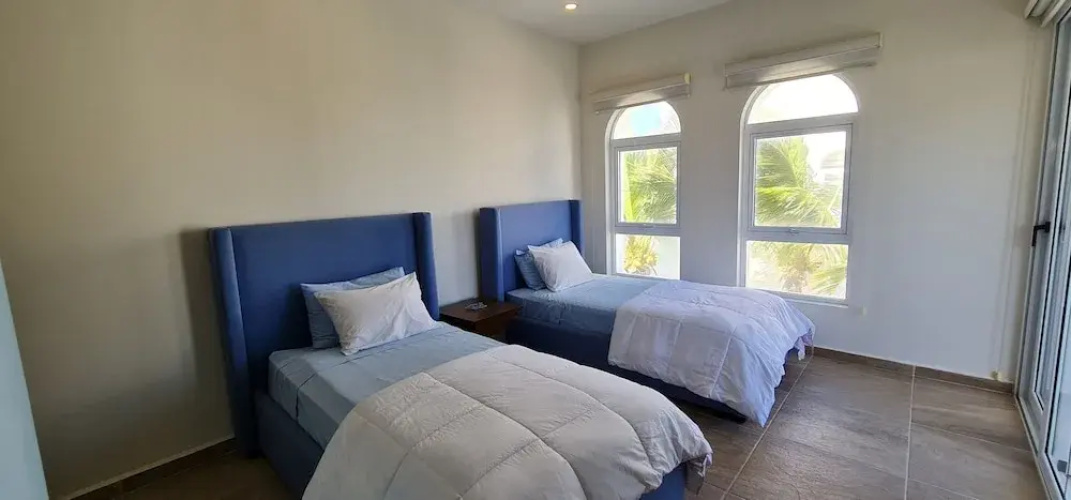 CASA REYES Stunning Rooftop Oceanview
