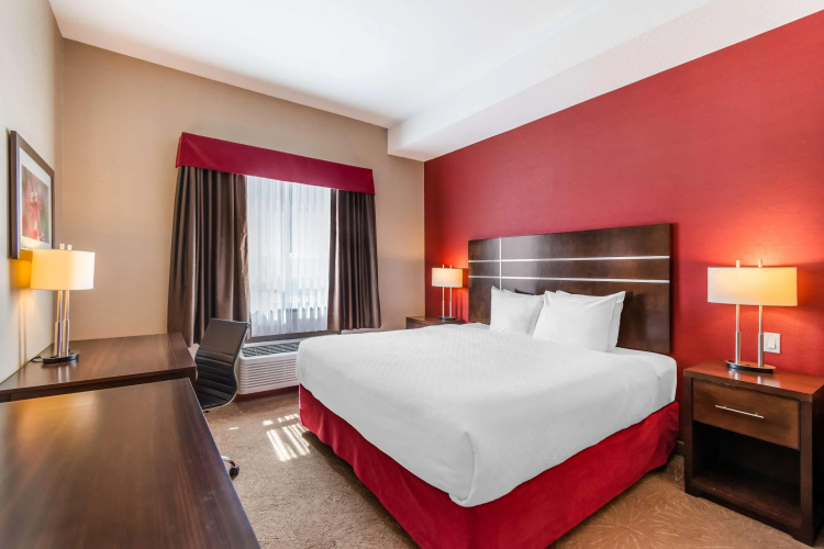 Best Western Plus Kindersley Hotel