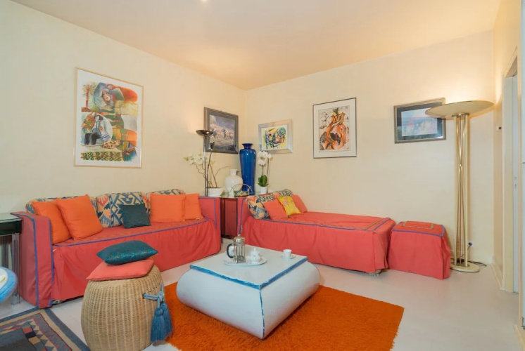 FOCH-CHAMPS ELYSEES Suites
