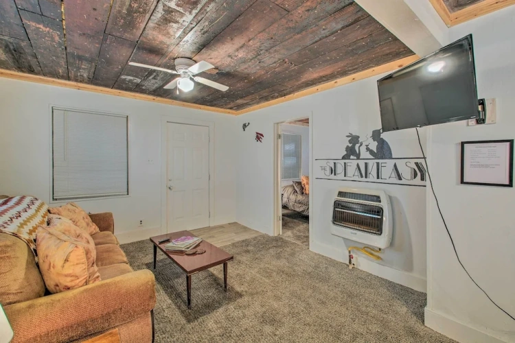 2 Bedrooms Cottage