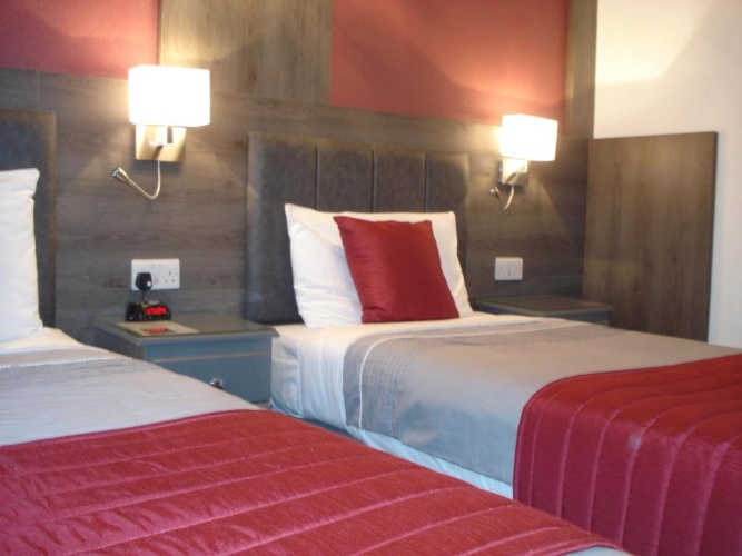 Standard Twin room