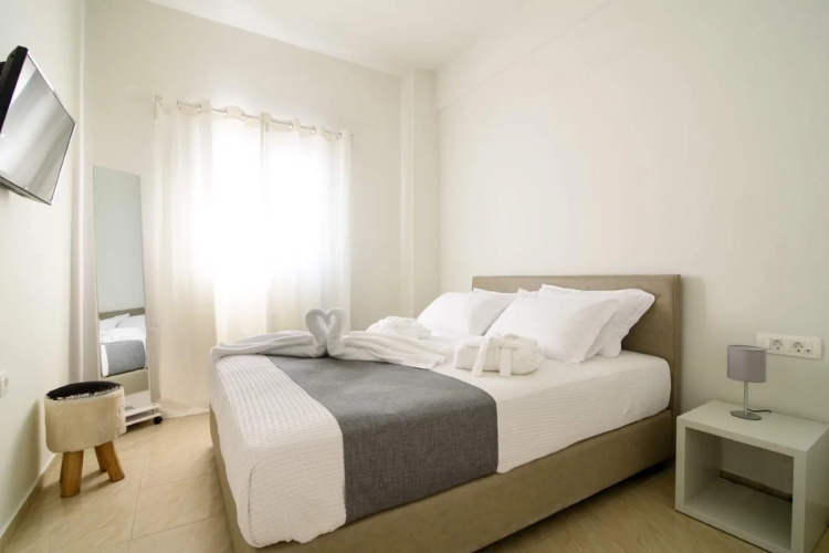 De_naxia Suites