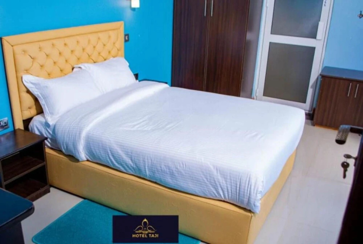 Hotel Taji