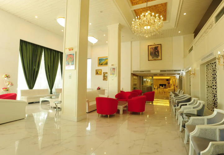 Aunchaleena Grand Hotel Wing B