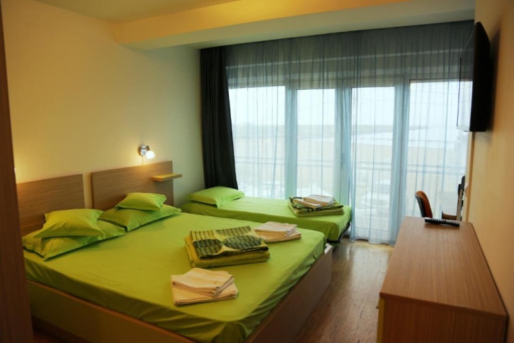 3 Bedrooms Apartment with sea view