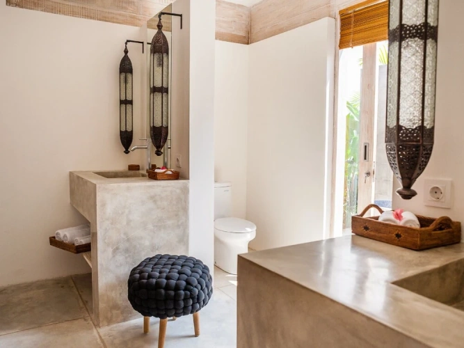 5 Bedrooms Sextuple Family Villa