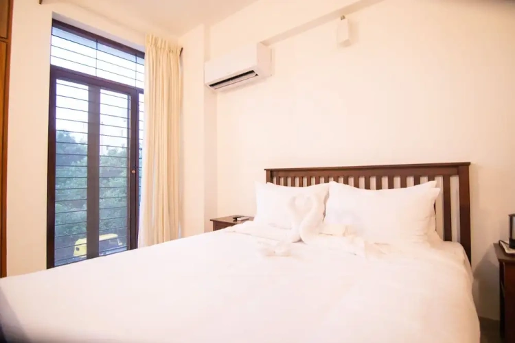 1 Bedroom Deluxe Double room with garden view