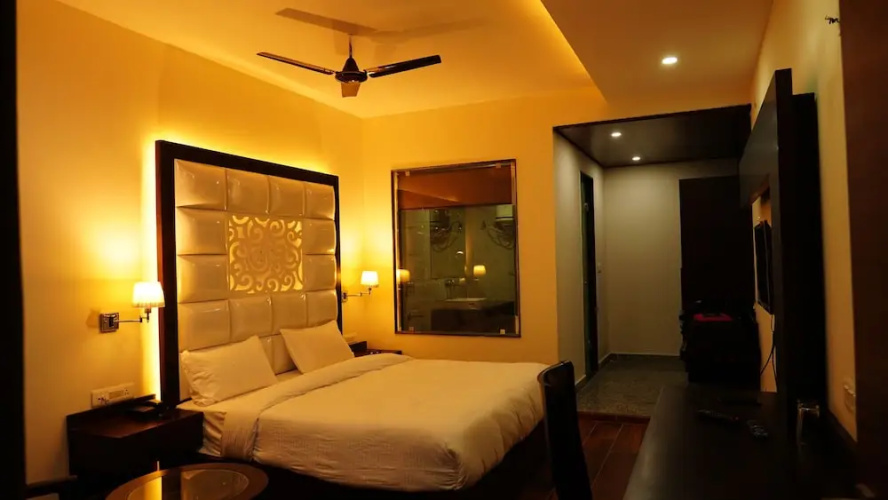Eden Resort