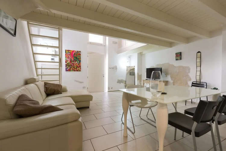 Loft Ina