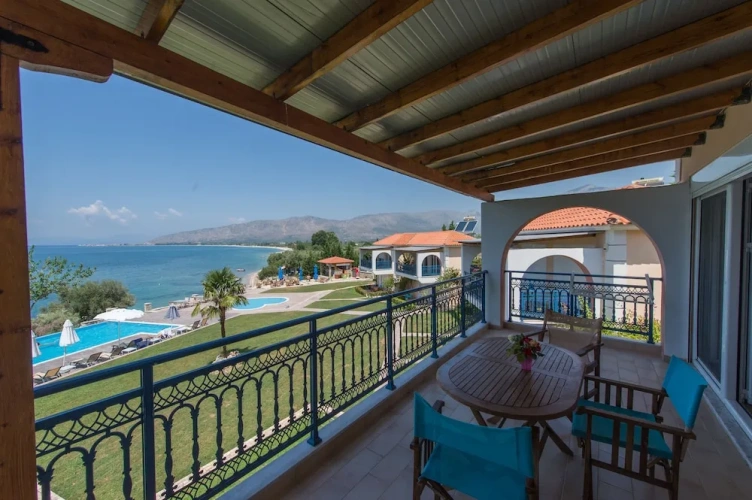 Suite with balcony and with view