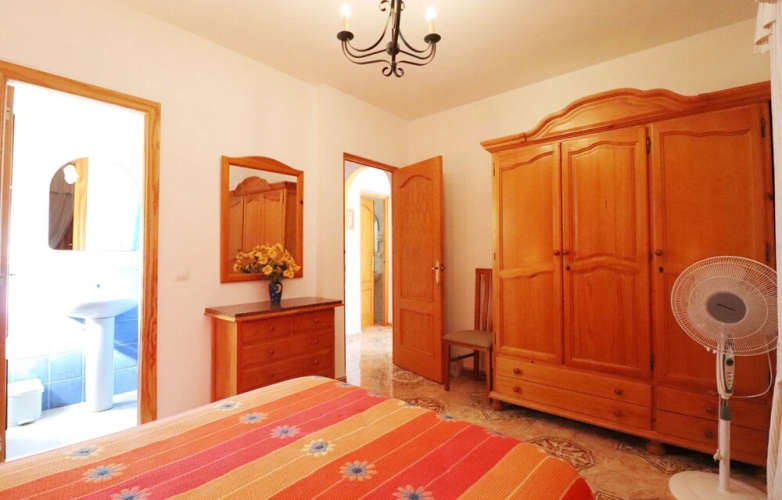 1142 Villa Castaño