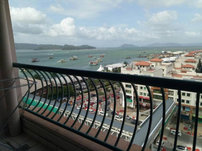 Apartment with sea view