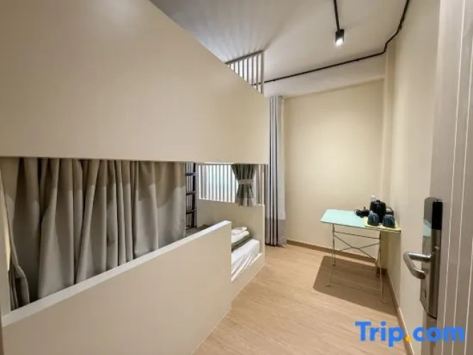 Bed in Dorm (female dorm)