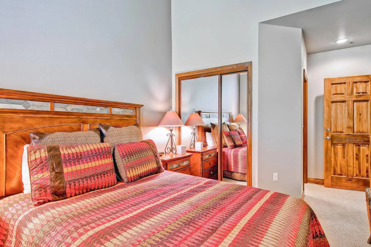 Highlands Lodge