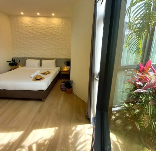 Comfort room