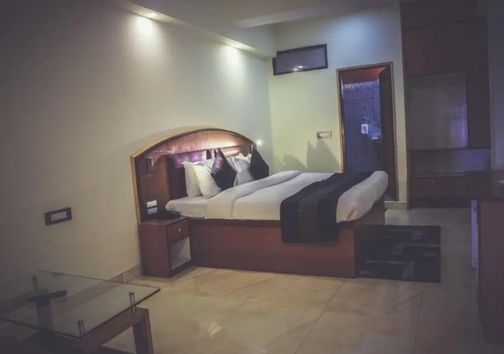 Economy room