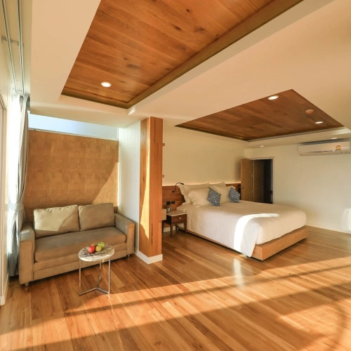 2 Bedrooms Suite with balcony and with sea view