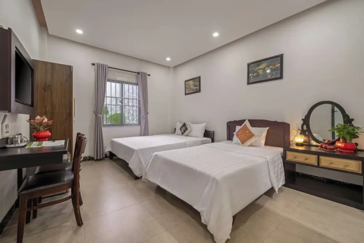 Superior Triple room