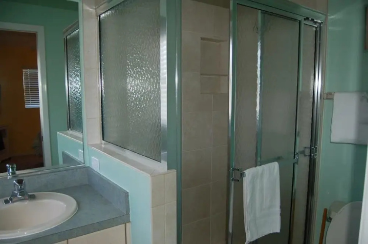 Aloha Kai - Unit 61 2 Bedrooms 2 Bathrooms Apts