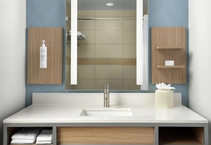 Quadruple Family Suite