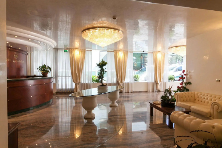 Hotel Ambassador
