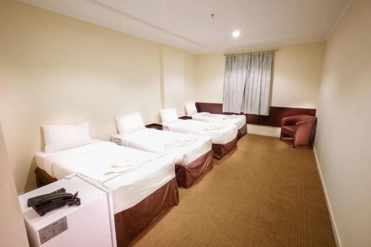 Al Zaereen Hotel 2