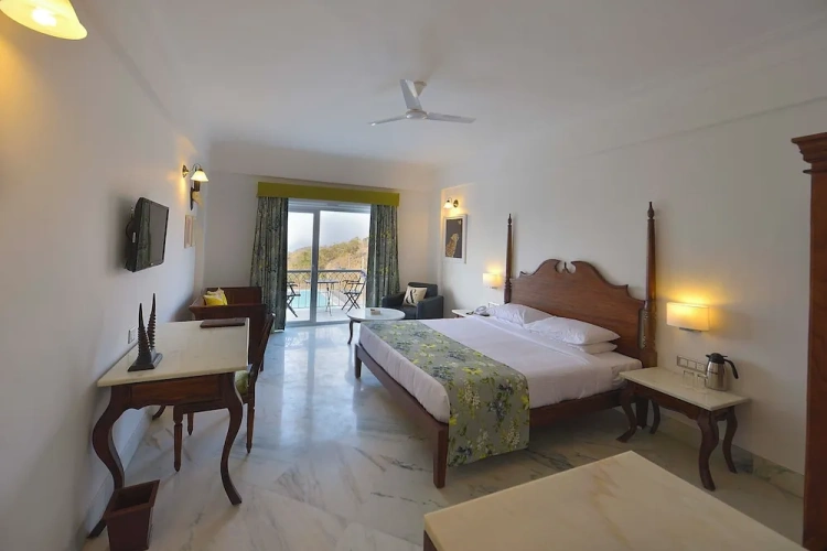 Superior room