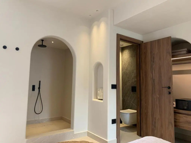 Soleil Apartments  Studios