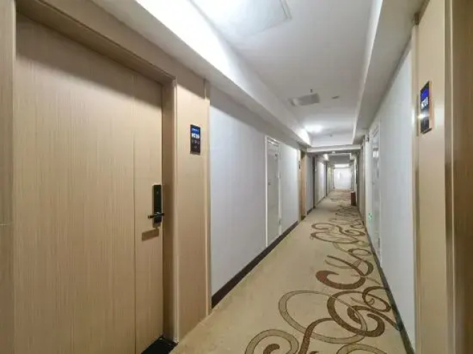 Hotel Bole Halang