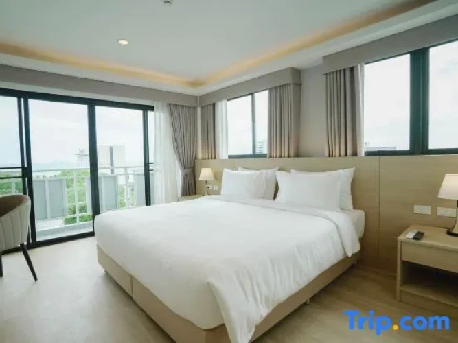 Premier room