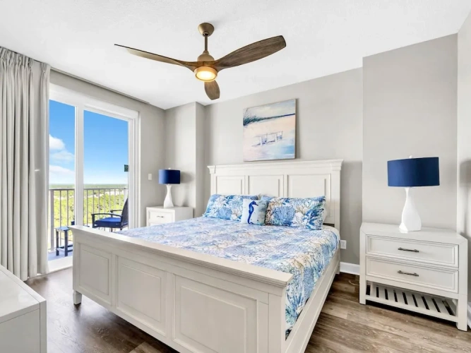Grand room
