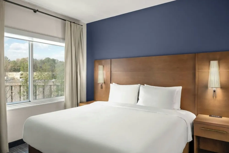 1 Bedroom Suite