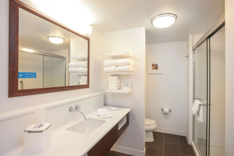 Hampton Inn & Suites Cincinnati / Kenwood