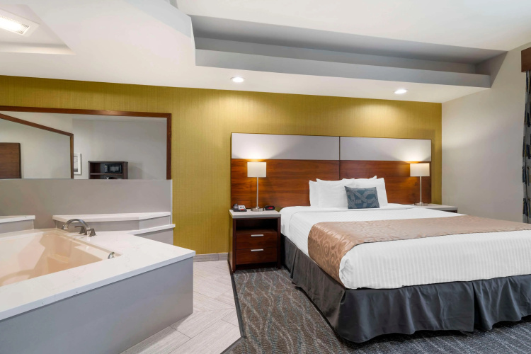Best Western Plus Gardena Inn & Suites photo 8