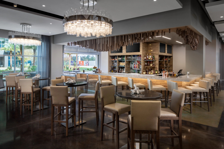 Hotel Indigo Gainesville-Celebration Pointe photo 32