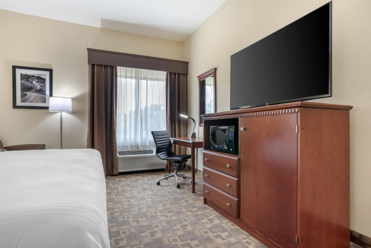 Best Western Opp Inn