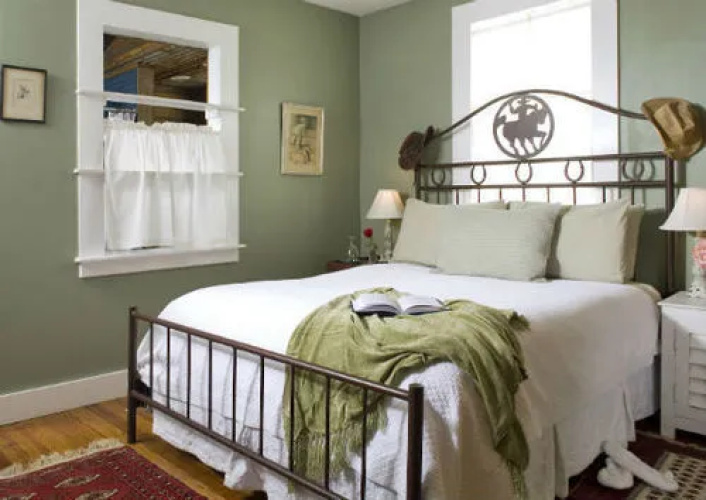 Mt. Gainor Inn