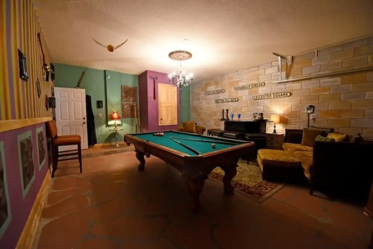 6 Bedrooms Family Cottage