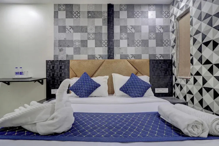 Parle Inn Hotel