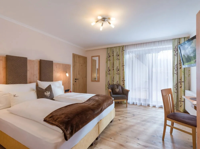 Hotel Karlwirt