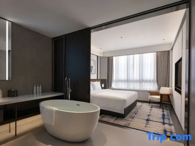 Deluxe Double Suite