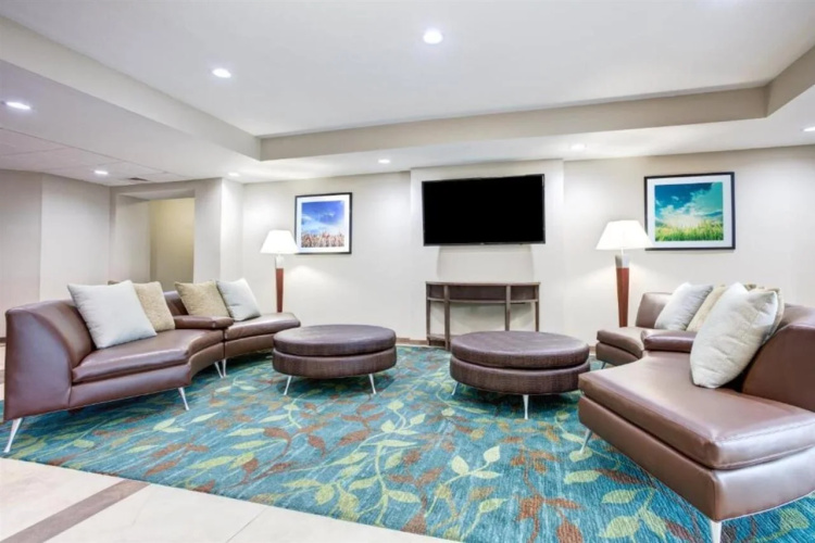 Candlewood Suites Cut Off by IHG