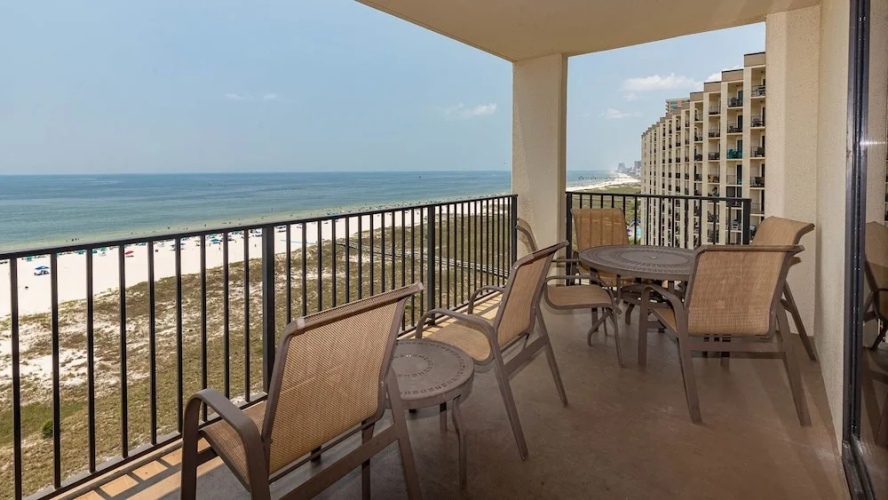 Phoenix Viii 81103 3 Bedroom Condo by Redawning